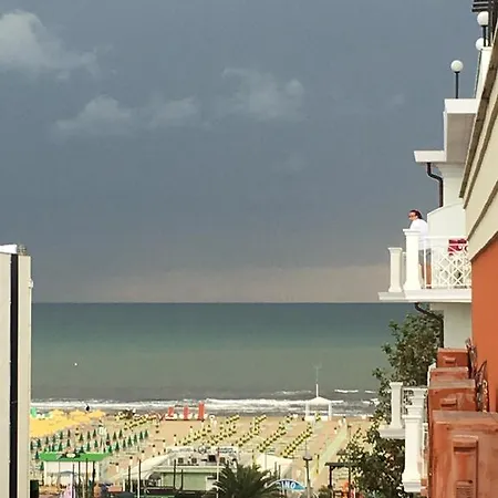 ホテル Sissi Rivazzurra Di Rimini