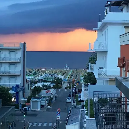ホテル Sissi Rivazzurra Di Rimini