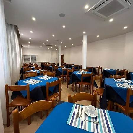 Sissi Hotel 2*