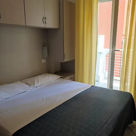 Sissi 2* Rivazzurra Di Rimini